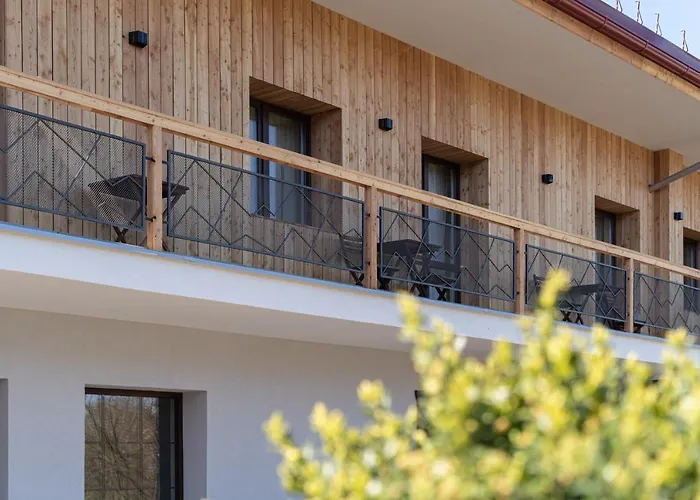 Hotell Racek Úštěk